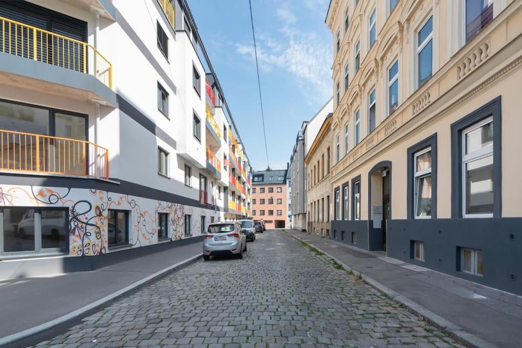 Апартаменты Neu Und Hell In Zentraler Ruhelage Mit Parkplatz Вена Экстерьер фото